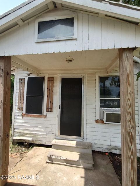 Photo of 750 Saint Charles Street, Lafayette, LA 70501 (MLS # 2500007078)