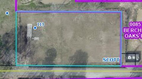 Photo of 113 Des Jacques Road, Lafayette, LA 70506 (MLS # 2500005963)