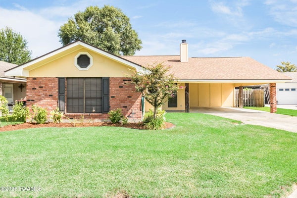 215 SLEEPY HOLLOW DR, LAFAYETTE, LA 70506 - Image 8f6ab9b2cdfbbdf97ec70d0a90a2be25/1205652940