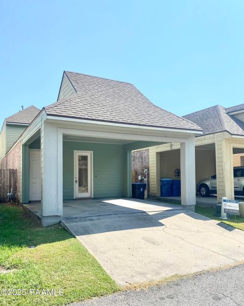 Photo of 108 Laguna Lane, Lafayette, LA 70508 (MLS # 2500005453)