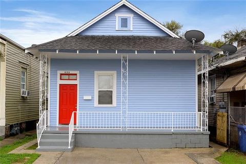 Photo of 821 De Armas Street St, New Orleans, LA 70114 (MLS # NO2564023)