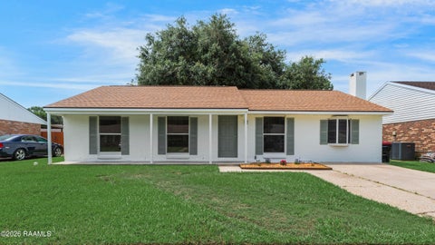 Photo of 209 Village Lane, Lafayette, LA 70506 (MLS # 2600005195)