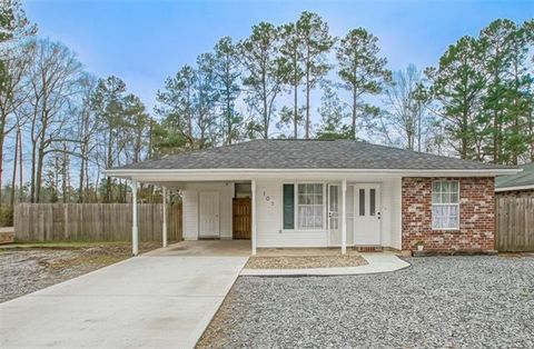 Photo of 101 Mallard Drive Dr, Hammond, LA 70401 (MLS # NO2547949)