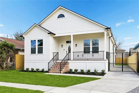 Photo of 1309 Claiborne Drive Dr, Jefferson, LA 70121 (MLS # NO2544967)