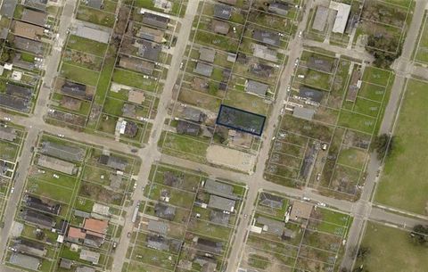 Photo of 1316 Reynes Street St, New Orleans, LA 70117 (MLS # NO2548066)