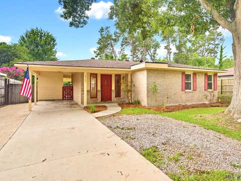 Photo of 8320 N Essen Heights Ct Ct, Baton Rouge, LA 70809 (MLS # BR2026011347)
