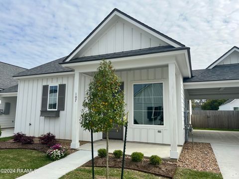 Photo of 107 Satsuma Drive, Youngsville, LA 70592 (MLS # 2500004183)