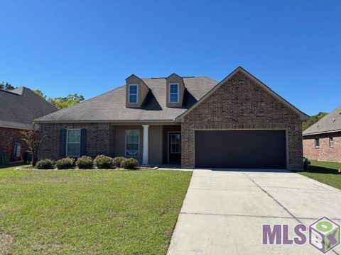 Photo of 23319 Mango Dr Dr, Denham Springs, LA 70726 (MLS # BR2026005003)