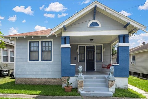 Photo of 516 Monroe Street St, Gretna, LA 70053 (MLS # NO2561528)