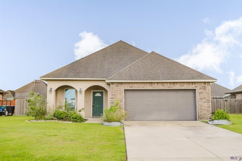 Photo of 271 Cottage Way Way, Thibodaux, LA 70301 (MLS # BY2026014767)