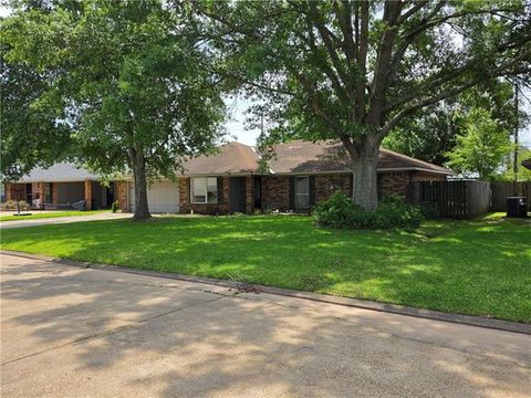 Photo of 86 Terra Avenue Ave, Alexandria, LA 71303 (MLS # CN2558364)