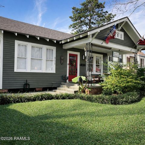 Photo of 311 Saint Patrick Street, Lafayette, LA 70506 (MLS # 2600000371)