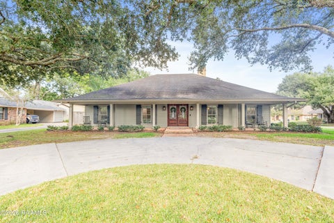 Photo of 309 Lakeside Drive, Lafayette, LA 70508 (MLS # 2600009249)