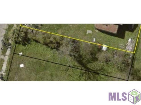 Photo of 2112 Mazant St ST, New Orleans, LA 70117 (MLS # BR2026013722)
