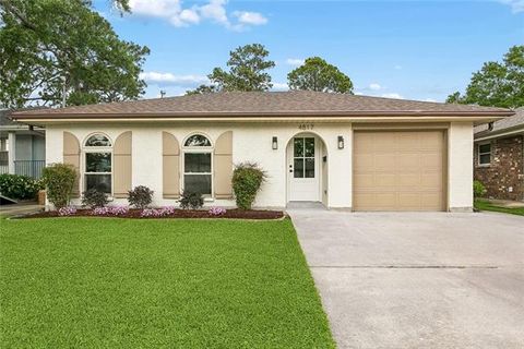 Photo of 4817 Jasper Street St, Metairie, LA 70006 (MLS # NO2555937)