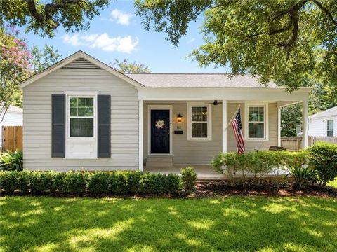 Photo of 741 Franklin Street ST, Baton Rouge, LA 70806 (MLS # NO2568811)