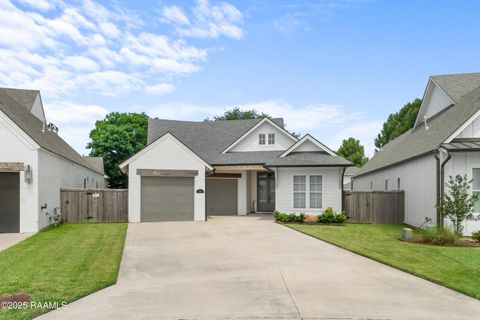 Photo of 104 Little Hickory Court, Lafayette, LA 70508 (MLS # 2600000532)