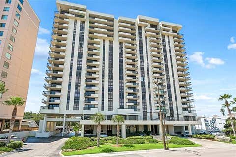 Photo of 300 Lake Marina Avenue Ave #8A, New Orleans, LA 70124 (MLS # NO2569148)