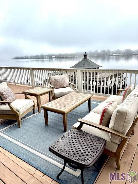 Photo of 2215 False River Dr Dr #8, New Roads, LA 70760 (MLS # BR2026002015)