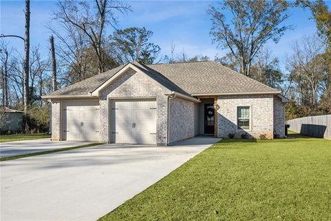 Photo of 12455 Morgan Creek Lane #B, Hammond, LA 70403 (MLS # NO2540615)