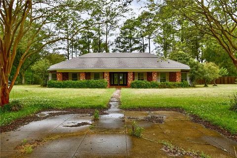 Photo of 7017 Monroe Highway Hwy, Ball, LA 71405 (MLS # CN2551354)