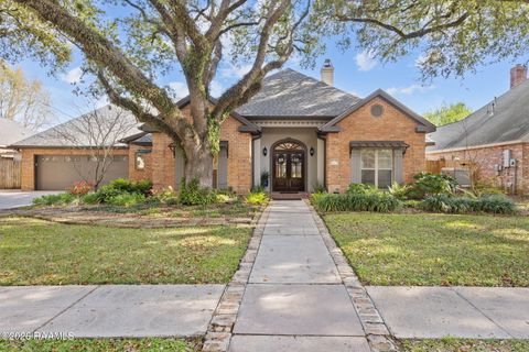 Photo of 301 Timberwood Circle, Lafayette, LA 70508 (MLS # 2600002068)