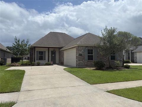 Photo of 59805 Thomas Ross Drive DR, Plaquemine, LA 70764 (MLS # NO2569648)
