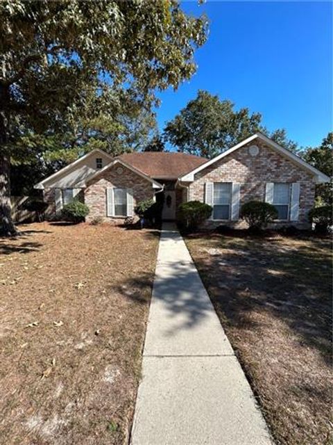 Photo of 104 Johanna Court Ct, Slidell, LA 70458 (MLS # NO2542839)