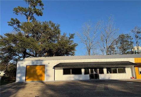 Photo of 42290 Pumpkin Center Road Rd, Hammond, LA 70403 (MLS # NO2545176)
