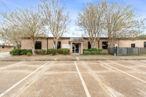 Photo of 120 Oil Center Drive, Lafayette, LA 70503 (MLS # 2500006001)