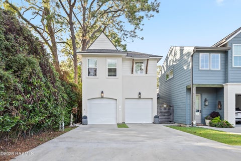 Photo of 325 A Bacque Crescent Drive, Lafayette, LA 70503 (MLS # 2600008725)