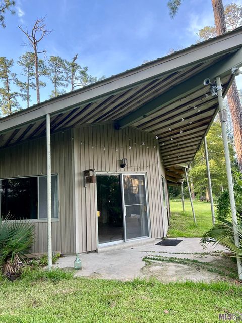 Photo of 21750 Rosemound Ln Ln, Springfield, LA 70462 (MLS # BR2025021906)