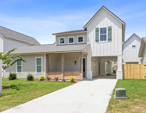 Photo of 120 Mayberry Grove Street, Youngsville, LA 70592 (MLS # 2500006021)