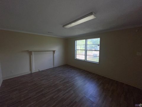 Photo of 5166 Monarch Ave Ave, Baton Rouge, LA 70811 (MLS # BR2026006521)