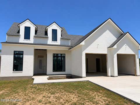 Photo of 117 Fountain Mdw Drive, Broussard, LA 70518 (MLS # 2600002829)