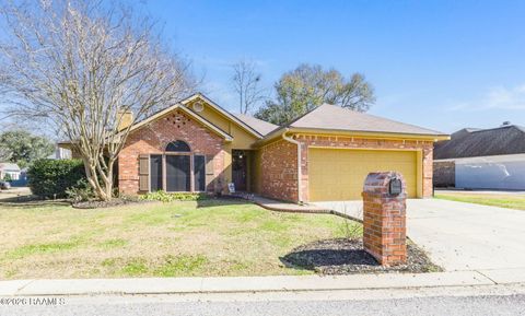 Photo of 124 Greenside Court, Lafayette, LA 70508 (MLS # 2600000119)
