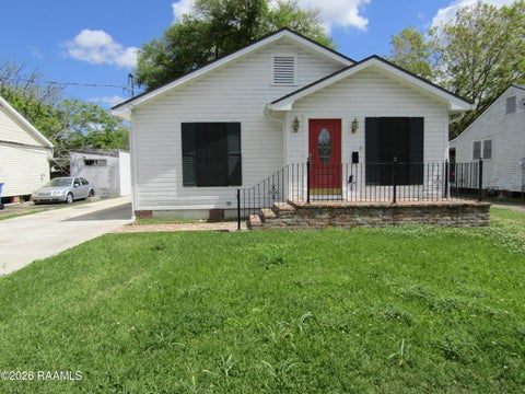 Photo of 105 Clay Street, Franklin, LA 70538 (MLS # 2600002454)