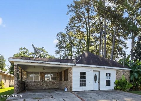 Photo of 1409 Carmel Drive, Lafayette, LA 70501 (MLS # 2500004513)