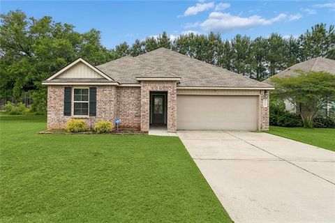 Photo of 23015 Mills Boulevard, Robert, LA 70455 (MLS # NO2555434)