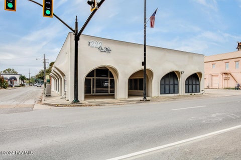 Photo of 222 E Main Street #113, New Iberia, LA 70560 (MLS # 2600004288)