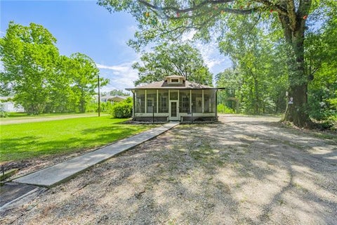 Photo of 43136 S Holly Street ST, Hammond, LA 70403 (MLS # NO2570299)