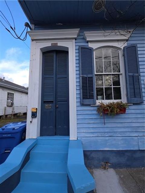 Photo of 1019 Clouet Street St, New Orleans, LA 70117 (MLS # NO2547574)