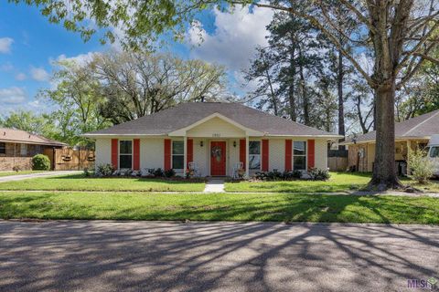 Photo of 1891 Erlanger Dr Dr, Baton Rouge, LA 70816 (MLS # BR2026005043)