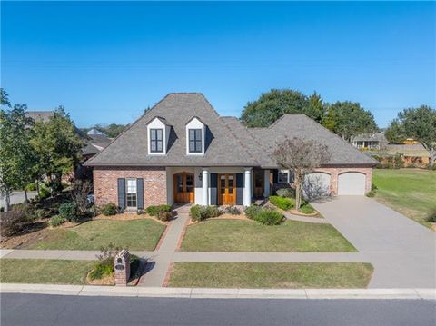 Photo of 102 Brahmwell Court Ct, Lafayette, LA 70508 (MLS # NO2545564)