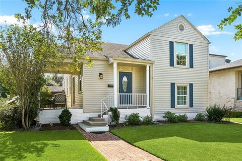 Photo of 6055 Vicksburg Street St, New Orleans, LA 70124 (MLS # NO2571827)