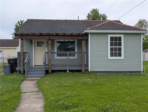 Photo of 8616 Livingston Avenue, Chalmette, LA 70043 (MLS # NO2564006)