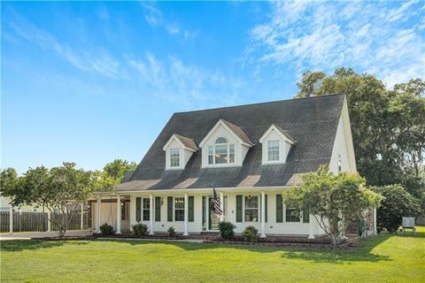 Photo of 2014 Sylvia Boulevard, St. Bernard, LA 70085 (MLS # NO2555132)