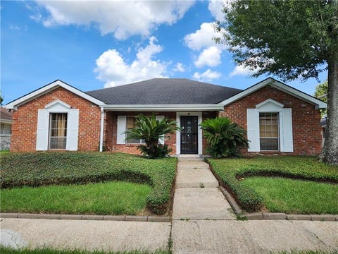 Photo of 2700 Danbury Drive Dr, New Orleans, LA 70131 (MLS # NO2571582)