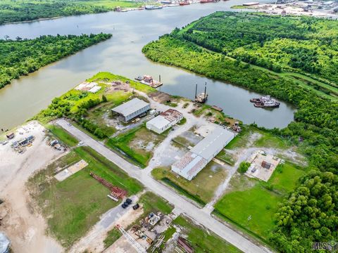 Photo of 230 Menard Rd RD, Houma, LA 70363 (MLS # BY2026009087)