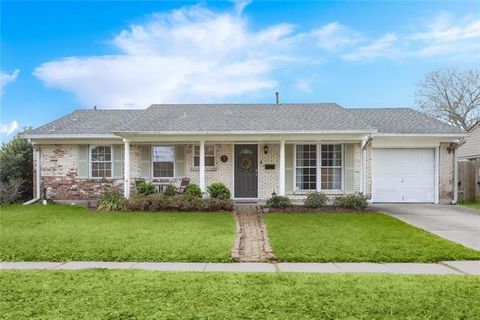 Photo of 7004 Blanke Street St, Metairie, LA 70003 (MLS # NO2555030)